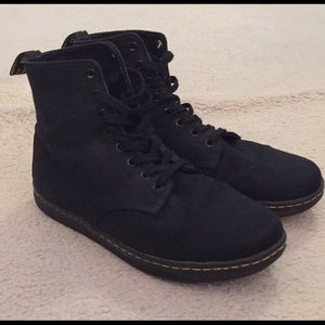 EUC Dr. Martens canvas boot sz 11